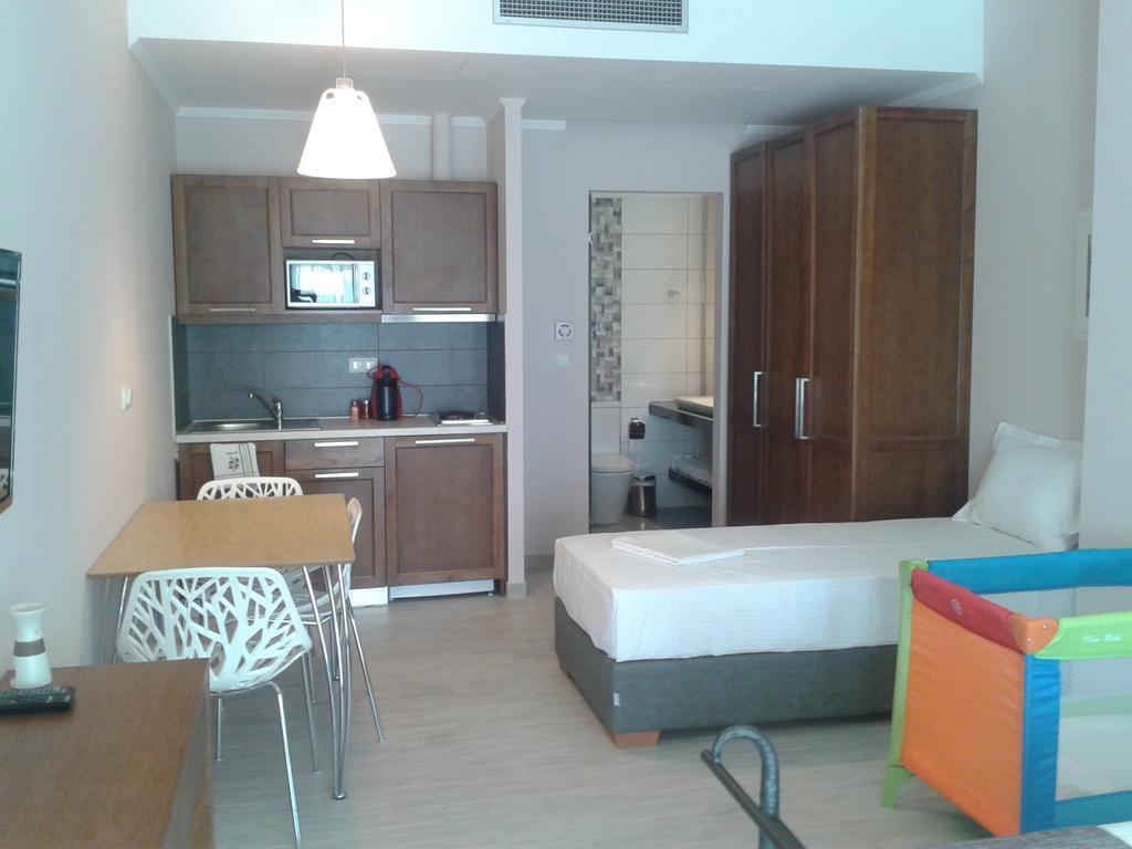 Sea To See Néa Péramos Habitación foto