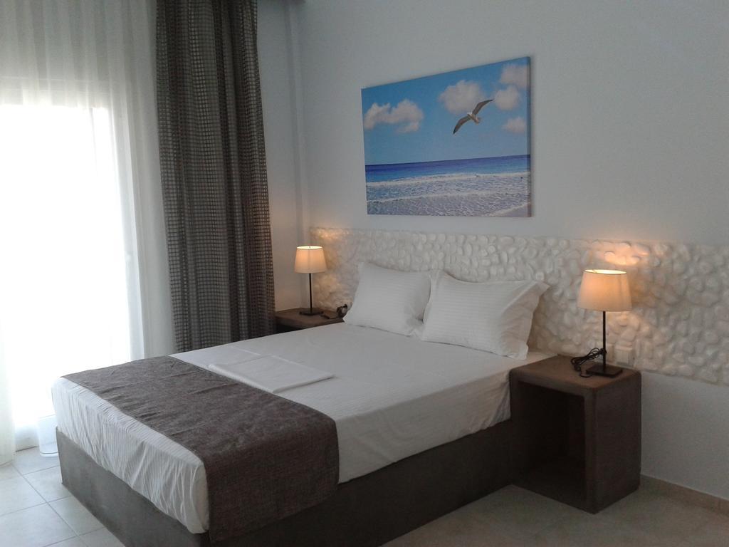 Sea To See Néa Péramos Habitación foto