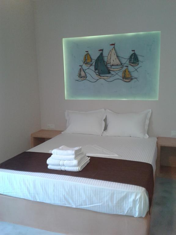 Sea To See Néa Péramos Habitación foto